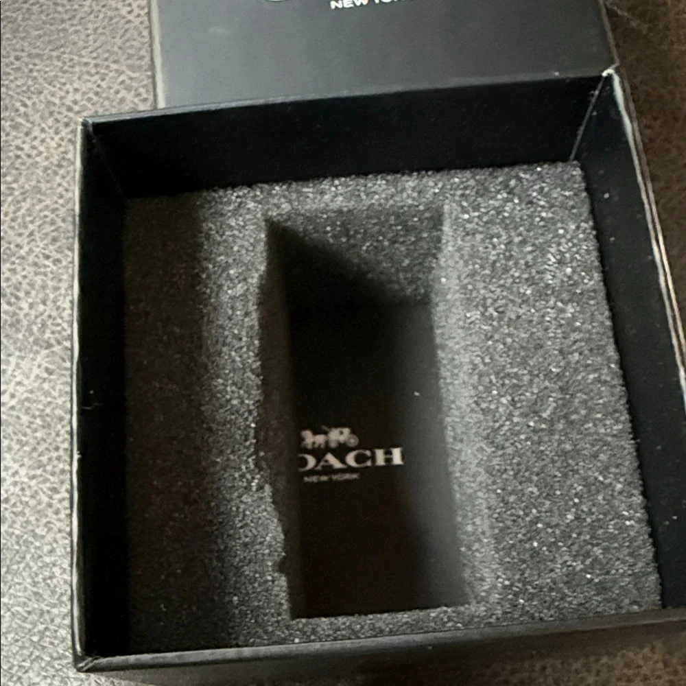 Coach Women's Watch with Black Dial and Silver Accents - Picture 3 of 4